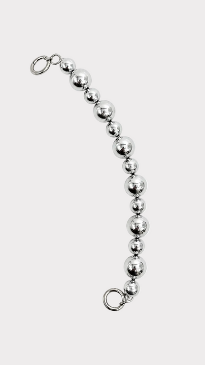 The Gold-en Balls – Charm