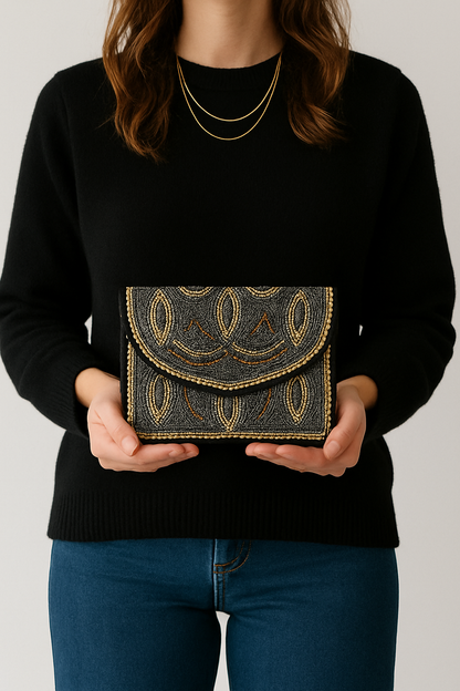 THE ELLIE - Beaded Clutch