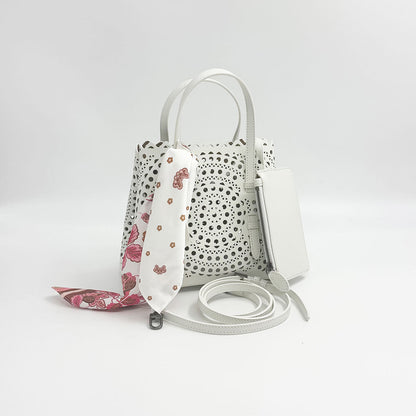 The Chloe 20"